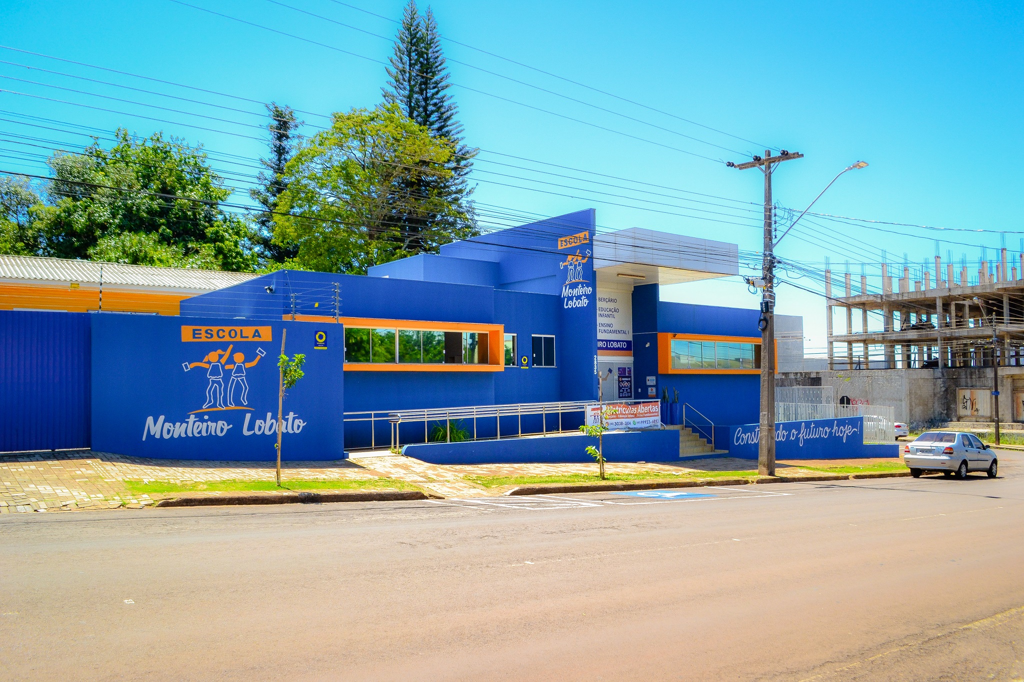Infraestrutura da Escola Monteiro Lobato