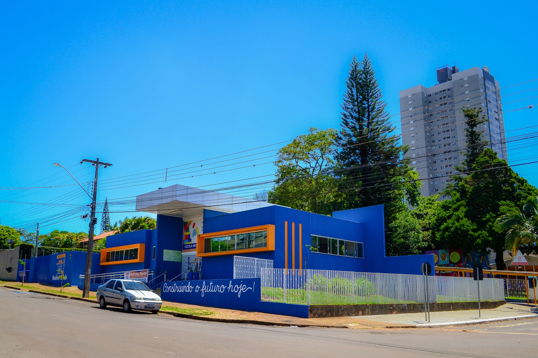 Infraestrutura da Escola Monteiro Lobato
