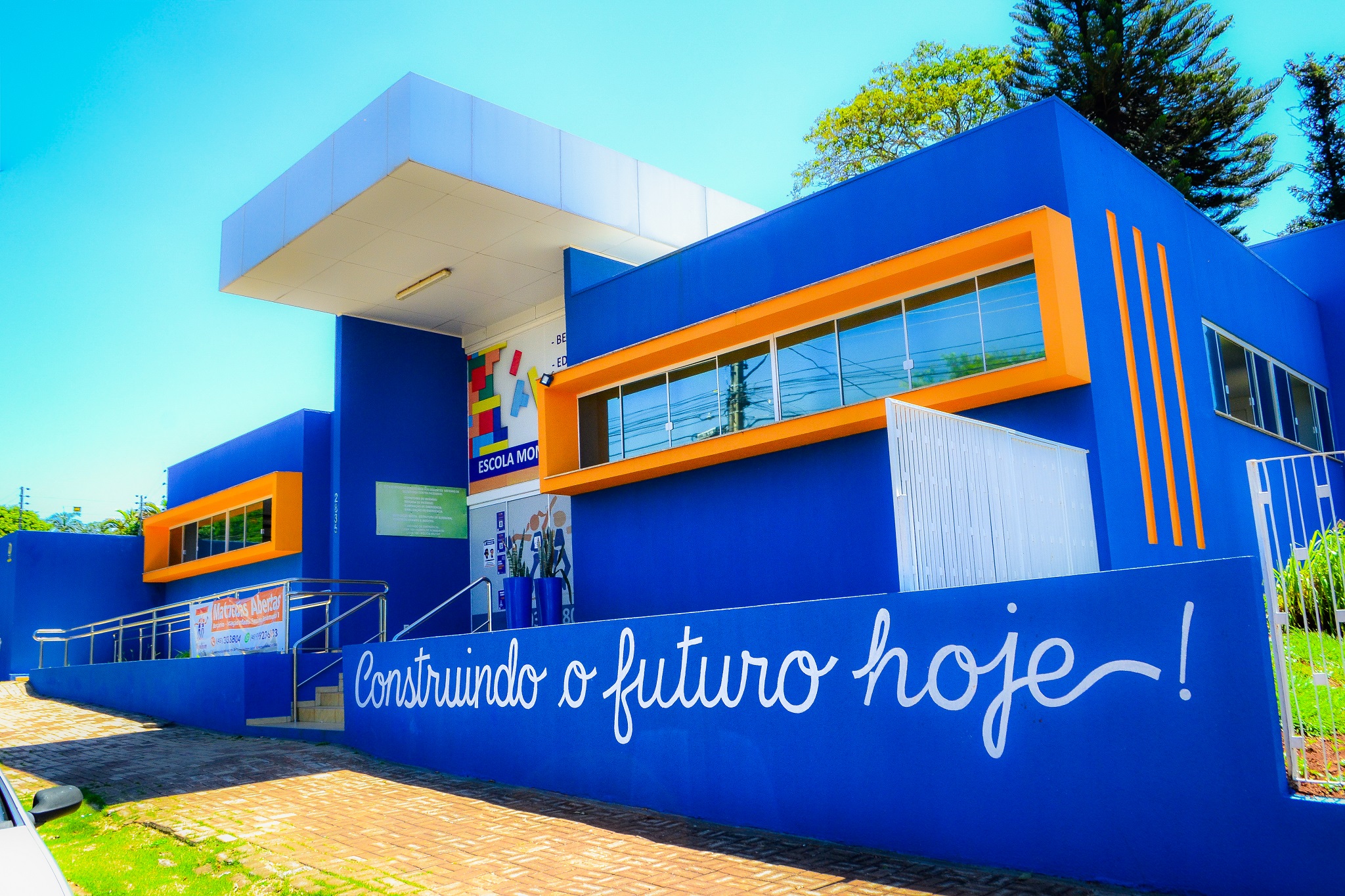Infraestrutura da Escola Monteiro Lobato