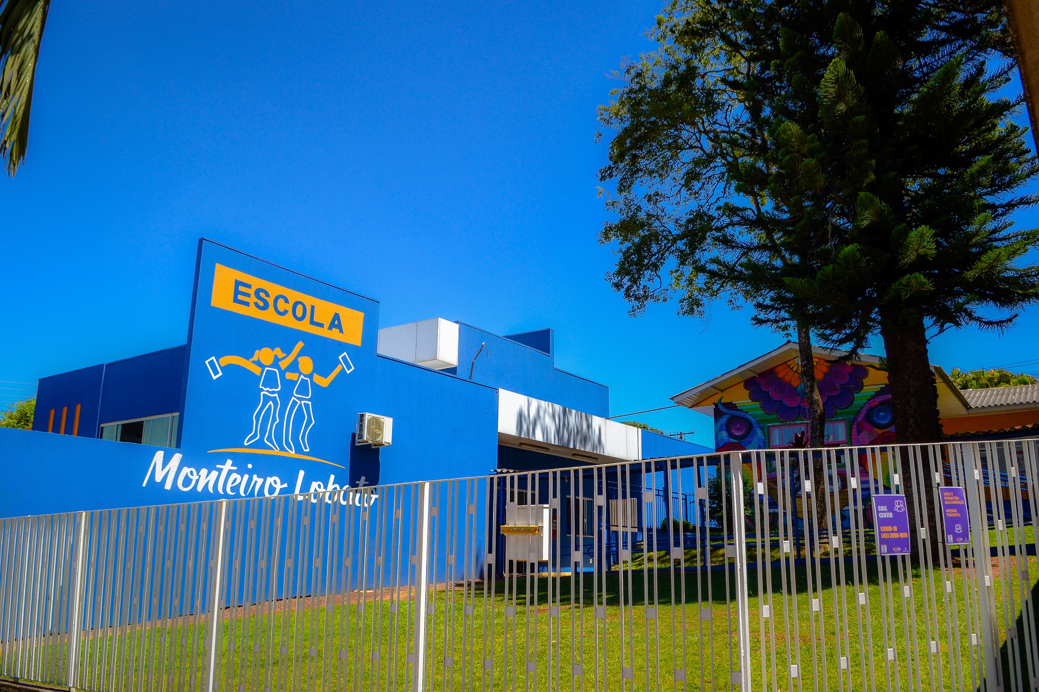 Infraestrutura da Escola Monteiro Lobato